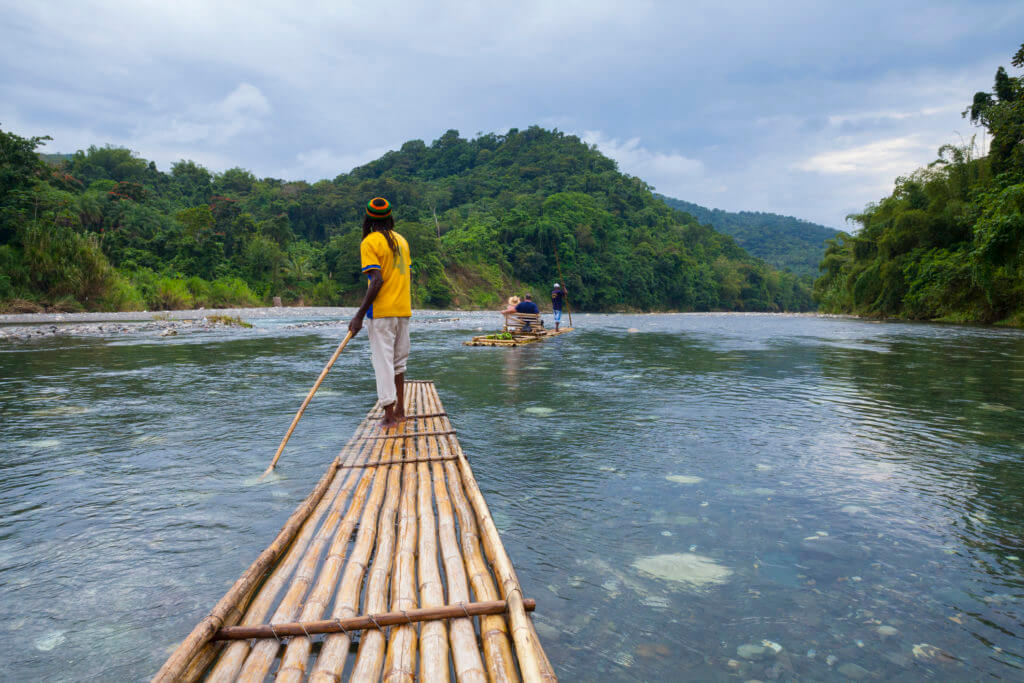 Learn about the 3 Ways of Making a Survival Raft for ultimate escape